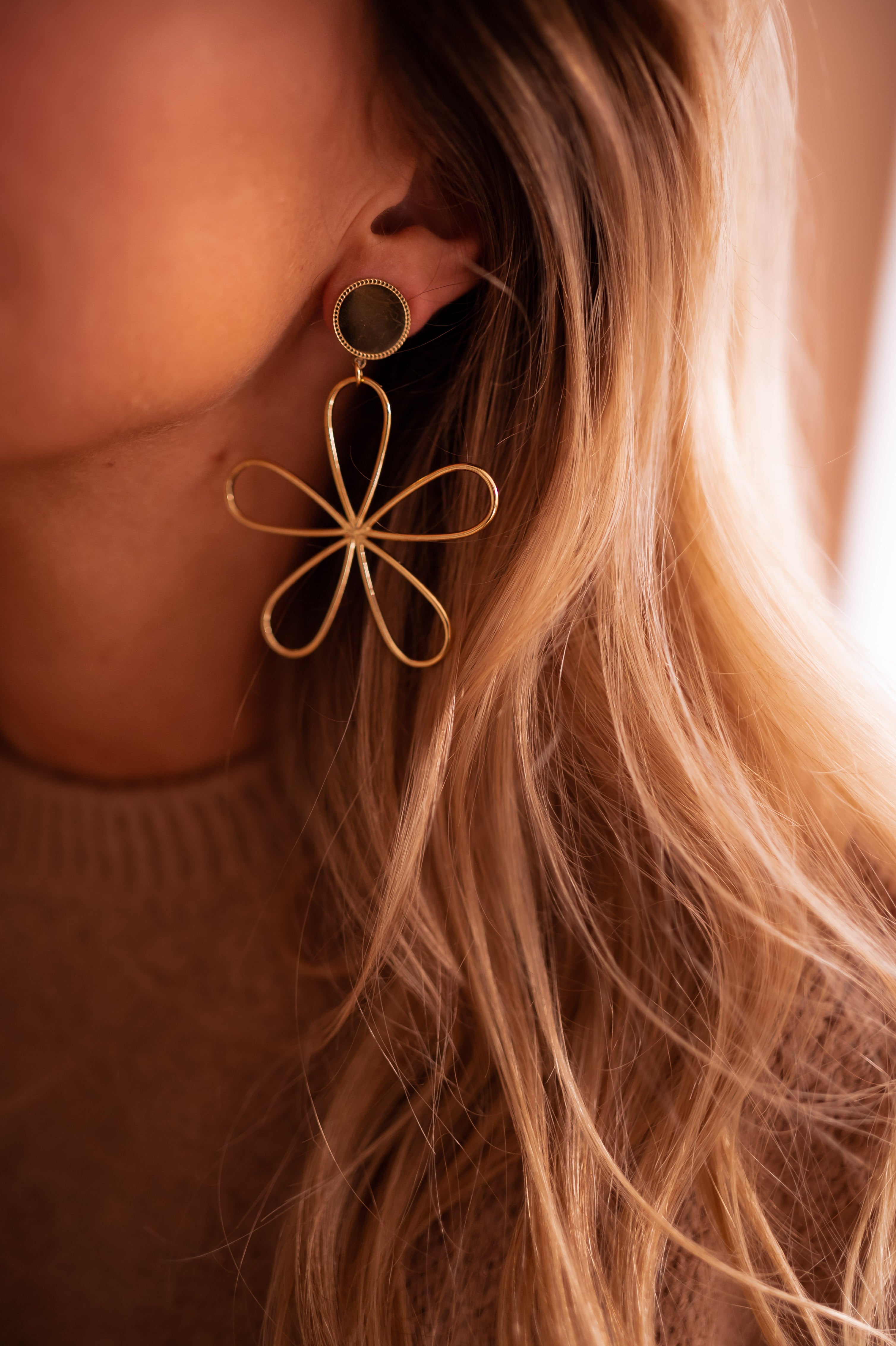 Golden Doria Clip Earrings