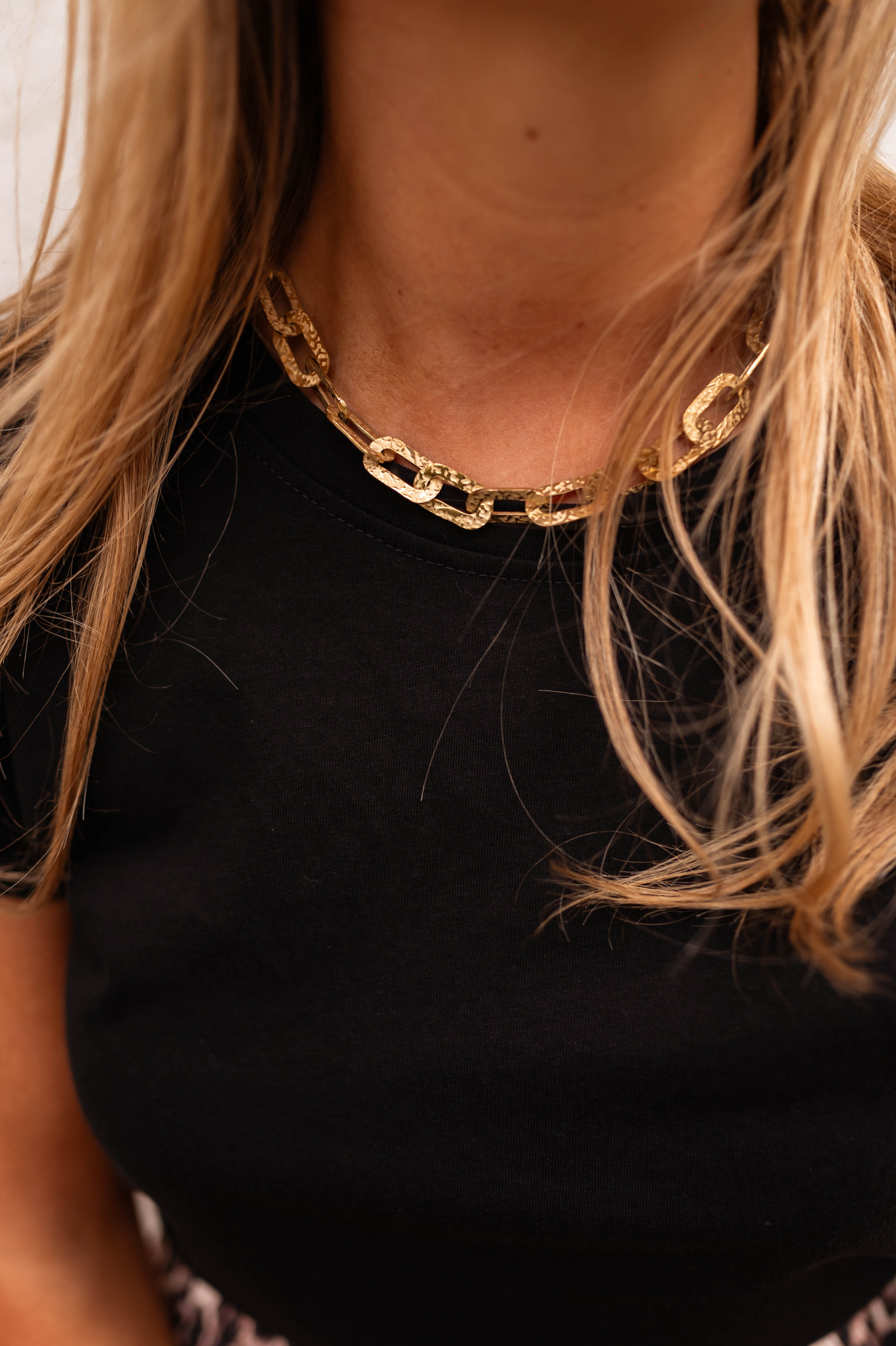 Golden Isae Necklace