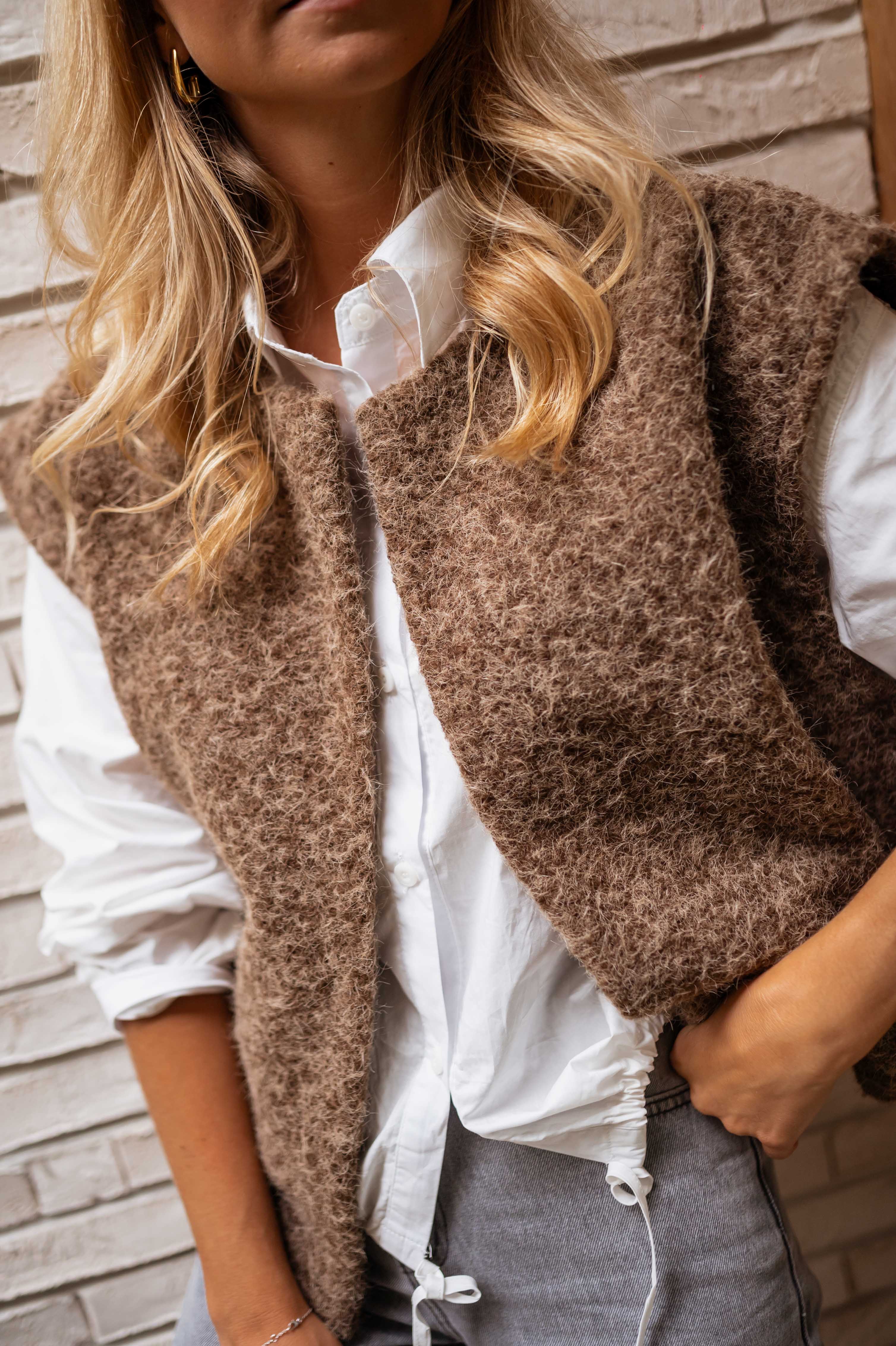 Chocolate Lander Sleeveless Cardigan