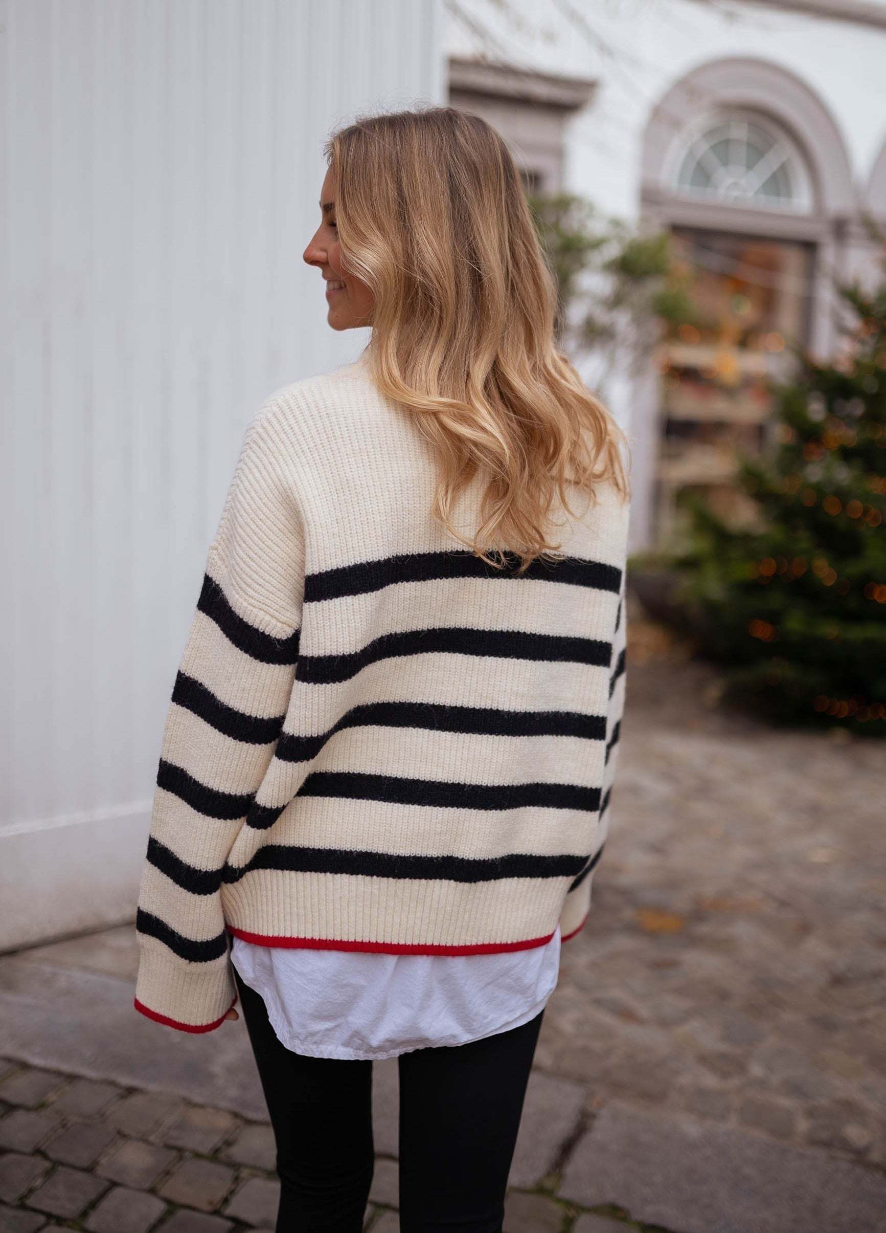 Ariba sweater with lines - Easy Clothes North America