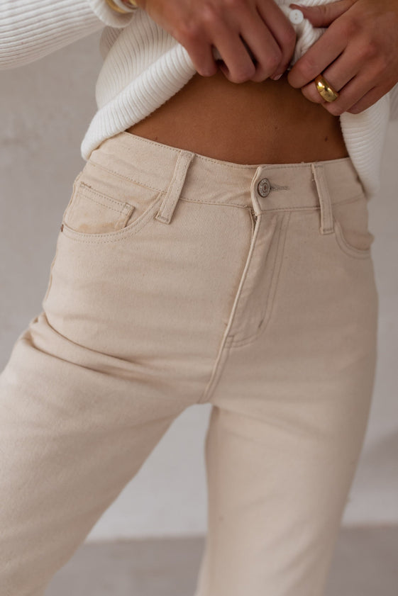 Beige Solan Jeans